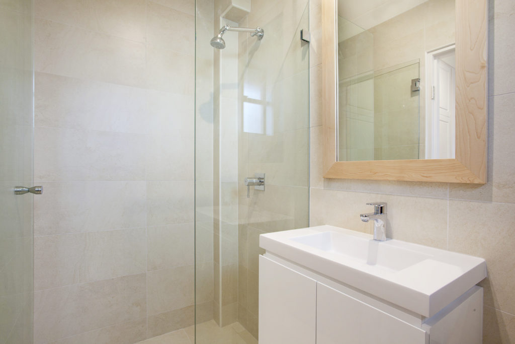 bathroom tiling service sydney